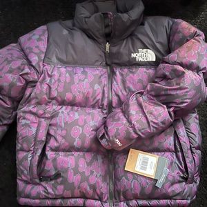 North face coat brand new with tags size Large